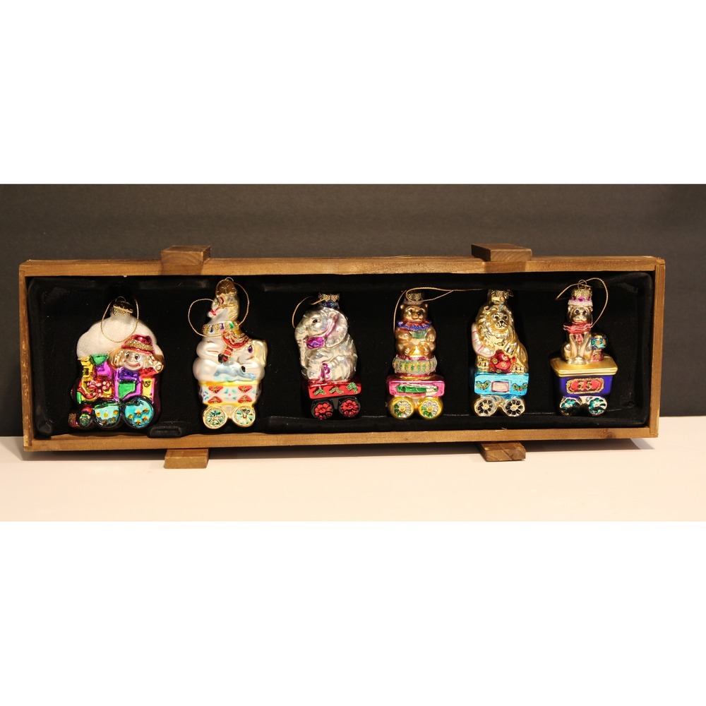 Thomas Pacconi Classics 2004 Blown Glass Ornaments set of 6  pre-owned (V)